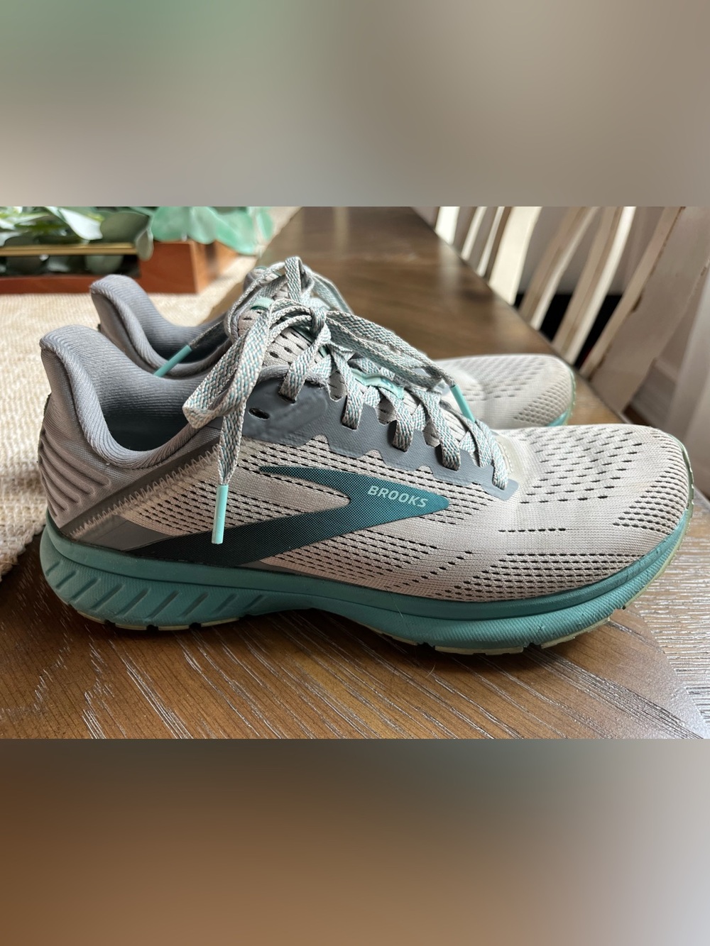 Brooks Anthem 5 Tennis Shoes Gray Women’s size 7.5